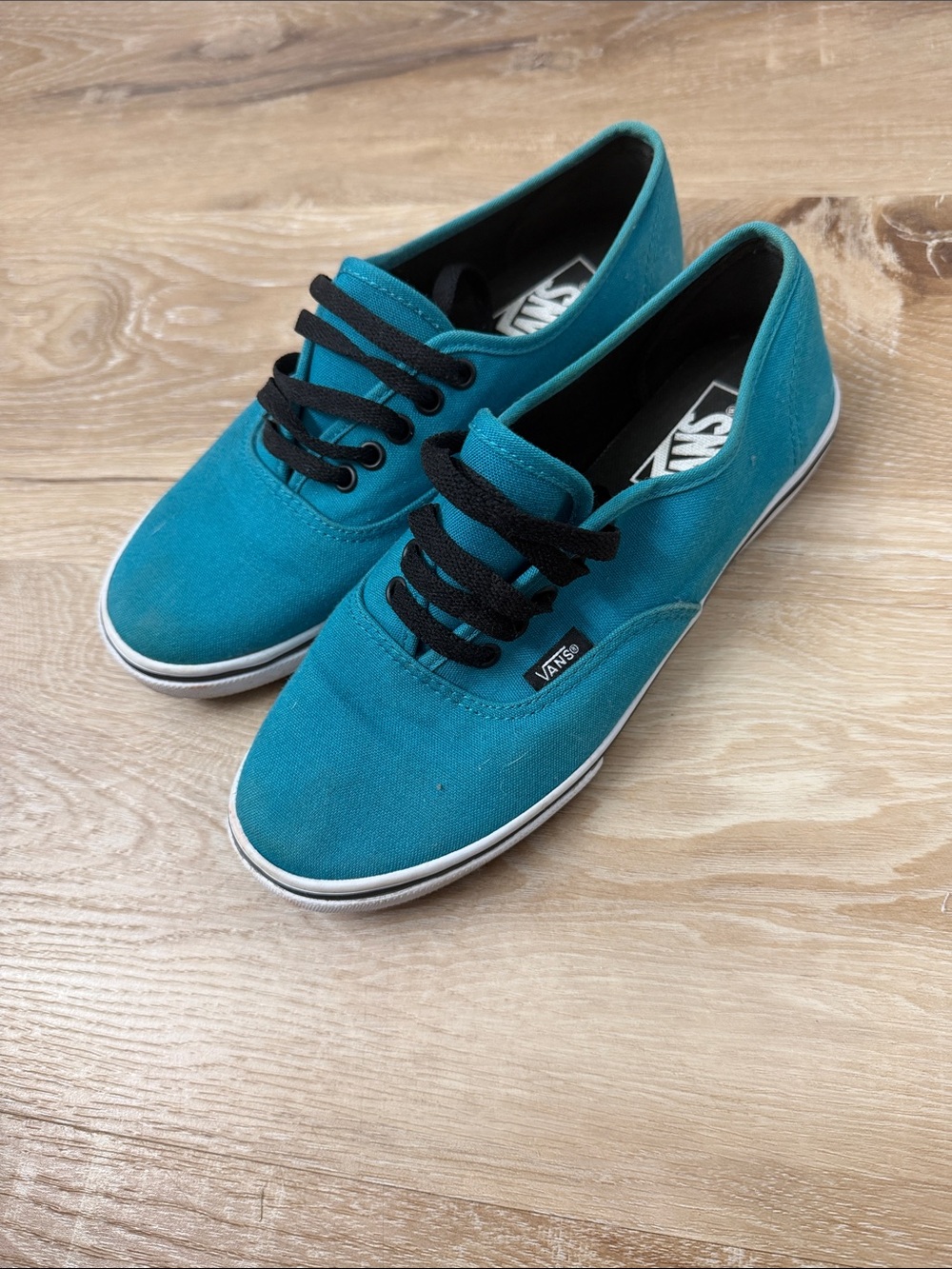 Vans Women’s Teal Canvas Low-Top Sneakers with Black Laces